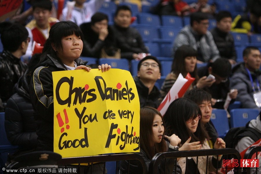 生锡顺:球迷喊口号是贡献 换XX不是起源于青