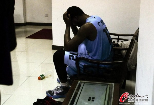 一断一板一盖阿联定乾坤 广东第12次挺进总决