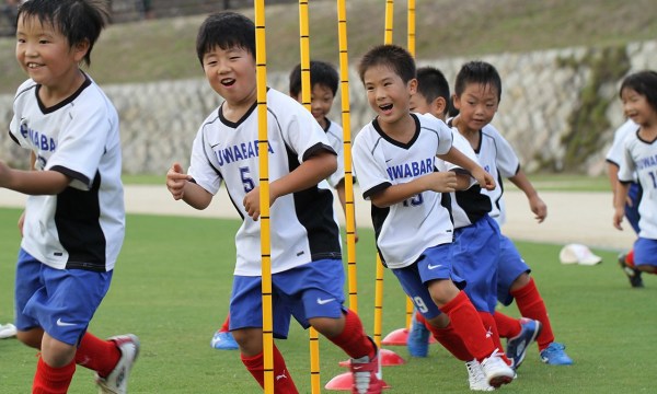 日本调查男孩未来梦想 足球运动员连续3年排第