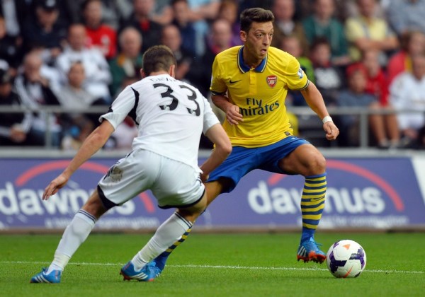 阿森纳VS那不勒斯前瞻:皇马旧将PK 伊瓜因战