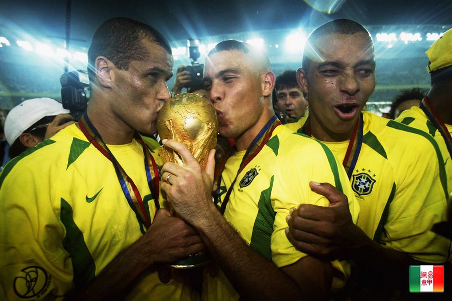 大罗:巴西是世界杯最大热门 不介意进球纪录被