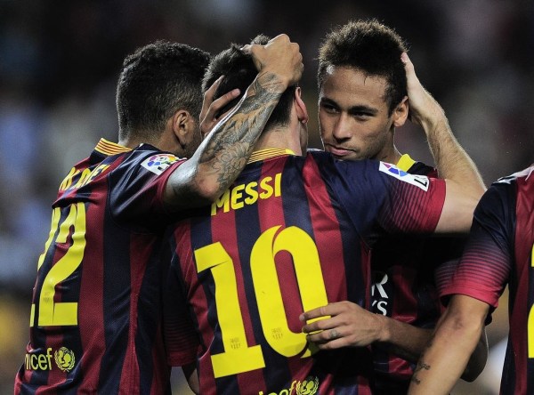 巴萨VS皇马前瞻:12亿PK!C罗+贝尔PK梅西+内