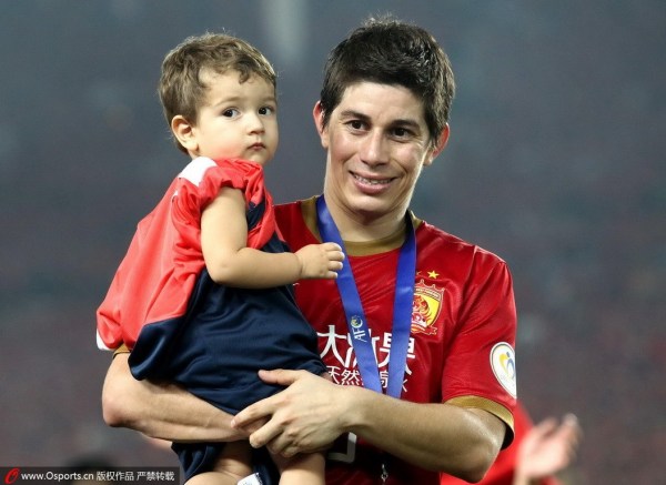 杨晨:足协杯改赛程不公平 但助恒大夺亚冠还是