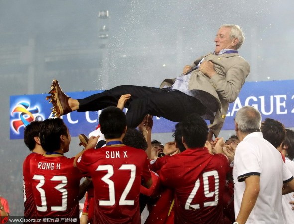 恒大愿拿5亿申办2017\/18世俱杯 专业球场成掣肘