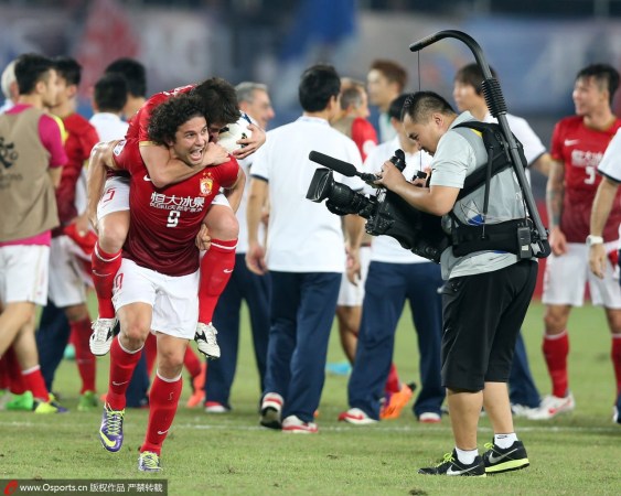 恒大愿拿5亿申办2017\/18世俱杯 专业球场成掣肘