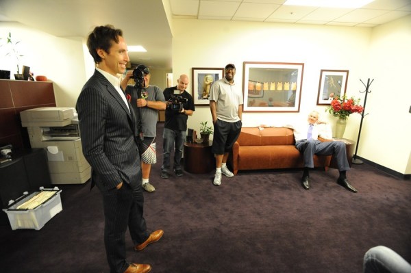 退役或让纳什湖人彼此解脱:巴斯请丹帅皆为了