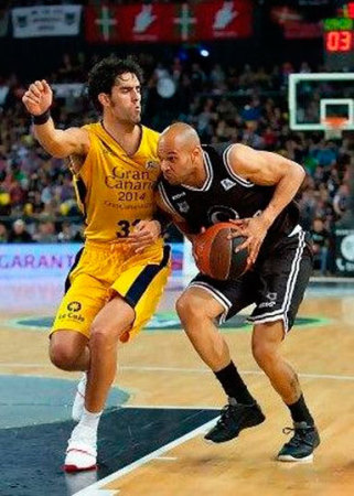 上海足协确认申花推迟注册 高层:是否留沪仍未