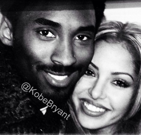 马绍尔 跪求 科比推特互粉 飞侠关注852人仍无