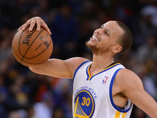 库里有望成勇士19年第一人 LBJ:他无愧最佳射