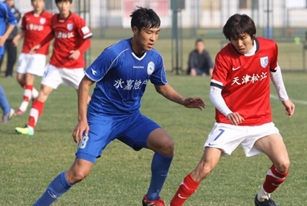 中甲16强:成足引援花900万 港甲球员加盟沈足