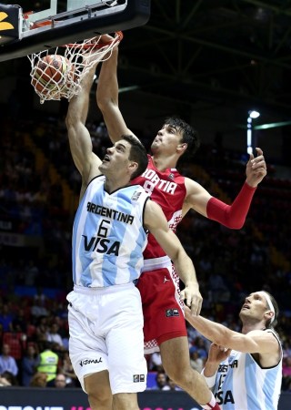 克罗地亚5分力挫阿根廷得连胜 斯科拉徒砍30+