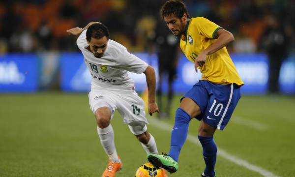 内马尔出任巴西国家队队长 22岁巨星取代 弟媳