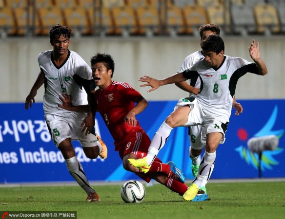 前瞻:国奥碰泰国欲为国足复仇 谨防惨案制造者