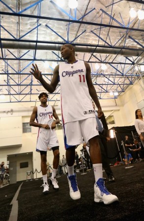 快船坐拥克劳福德等射手 里弗斯:不考虑雷-阿伦