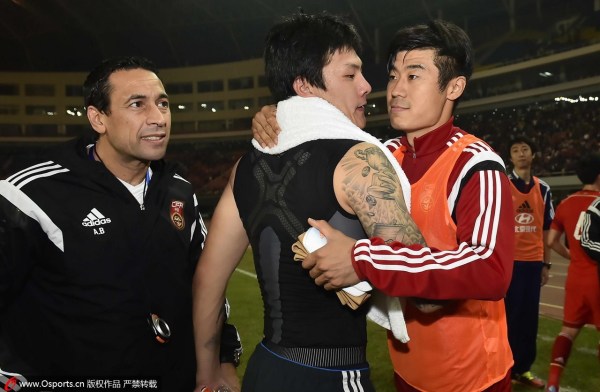 杨旭飞赴德国手术恢复 四周后动球望出战亚洲