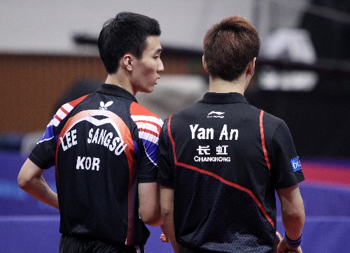 图文:2013韩国乒乓球公开赛 跨国组合