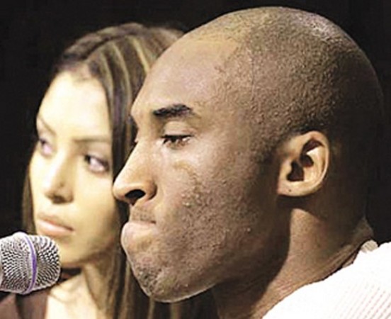 孙杨土耳其转机逛爱马仕店 网友爆其拒合影爆