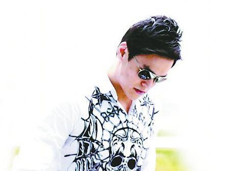 因无证驾驶孙杨被行政拘留7天