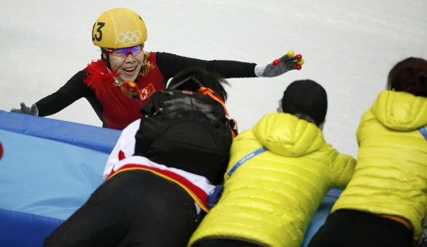 从 感谢门 到打架风波 周洋四年轮回再登巅峰