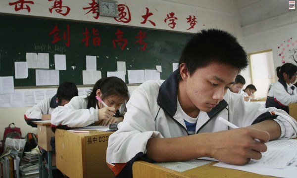 江苏常州小学试点改革 体育老师将兼教数学课