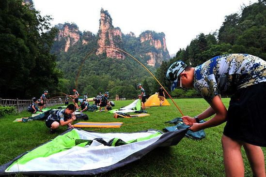 2014年全国青少年登山户外夏令营各地开花