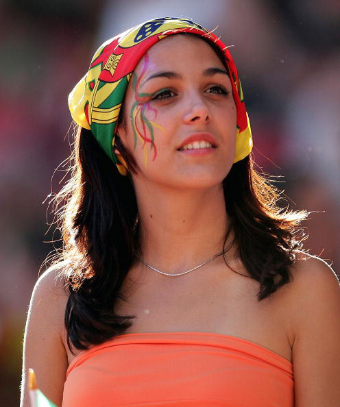 葡萄牙美女球迷图片
