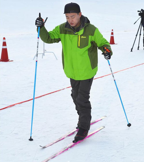 冰雪奇迹教练杨威图片